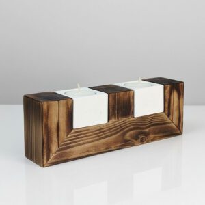 Podwójny świecznik na tealighty w drewnianej podstawie