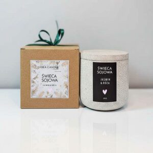 Naturalna świeca sojowa o zapachu jaśmin i róża